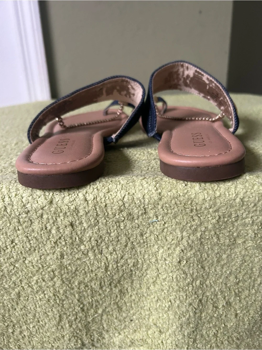 Guess ring just toe